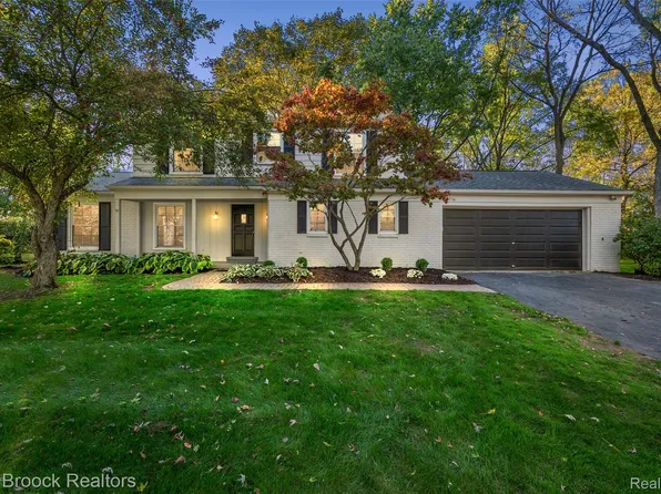 2156 Park Ridge Dr, Bloomfield Hills, MI 48304