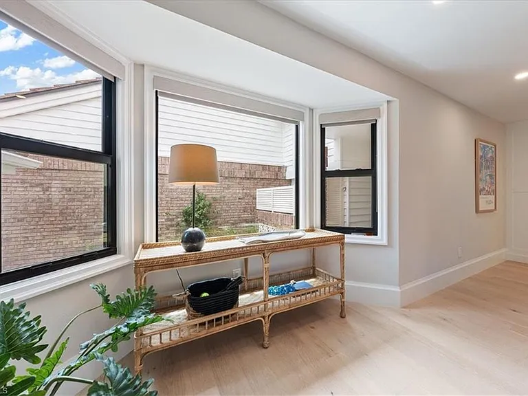 569 Park Shore Dr #G5 — Photo 19