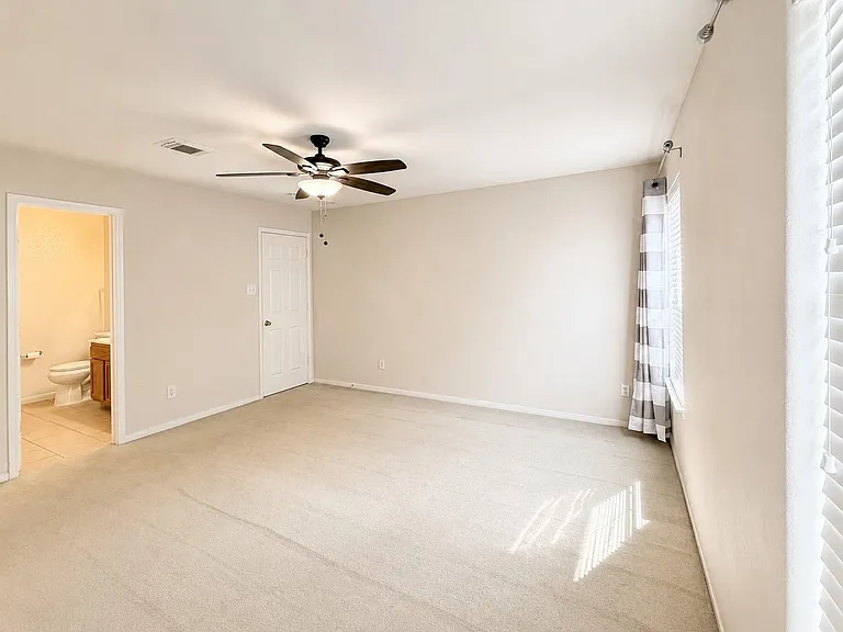 19315 Summer Island Way — Photo 11