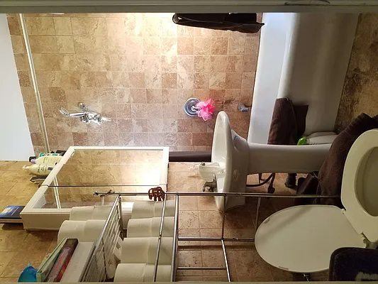 Rented by NOVELTY HOMES LLC | media 22