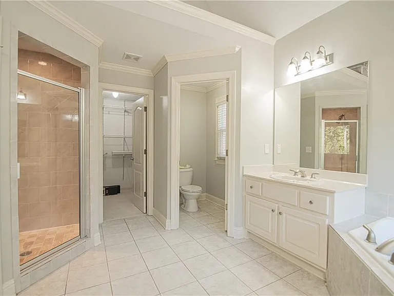 4012 Erin Dr — Photo 43
