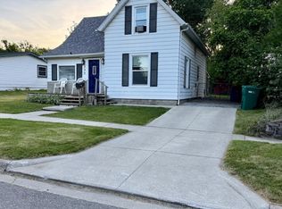 230 Cable St, La Porte, IN 46350