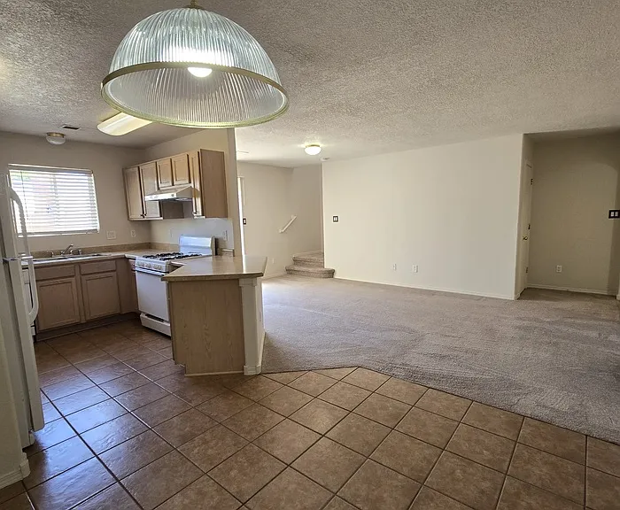 740 Mesa Del Rio St NW — Photo 8