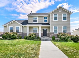 937 S 1600 W, Syracuse, UT 84075