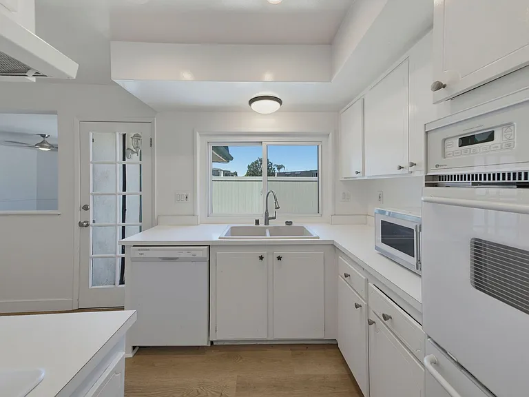 20361 Fee Ln — Photo 9