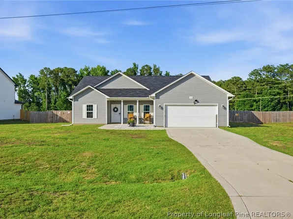 49 Alfalfa Dr, Parkton, NC 28371