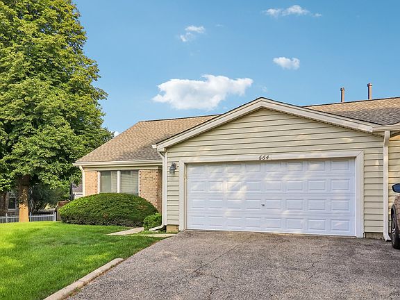 2nd image of 664 Claridge Cir