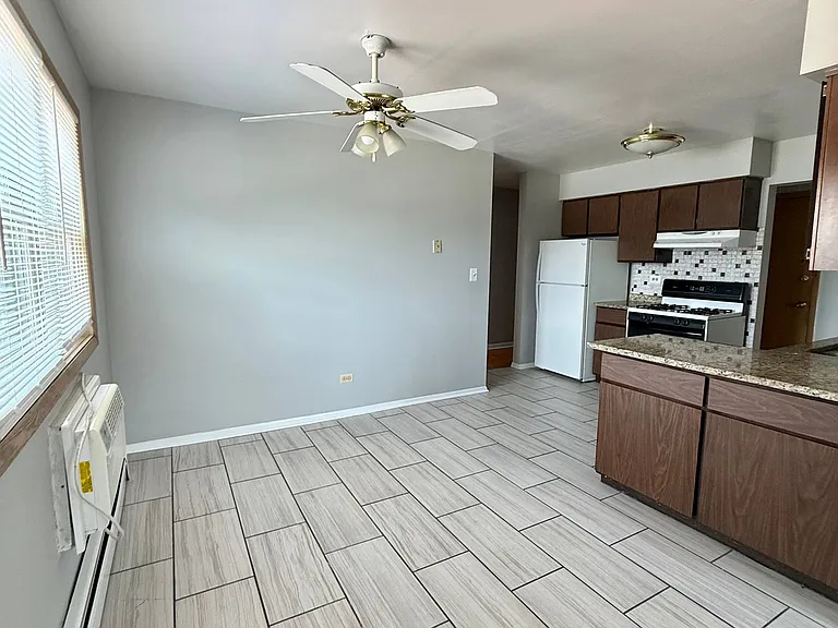 940 S Cora St #2S — Photo 5