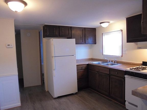 5th image of 1504 Ward Dr