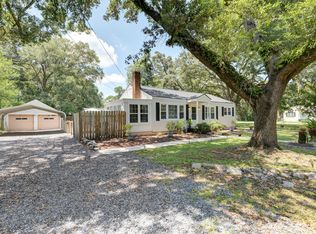 1218 Stratford Rd, Hanahan, SC 29410