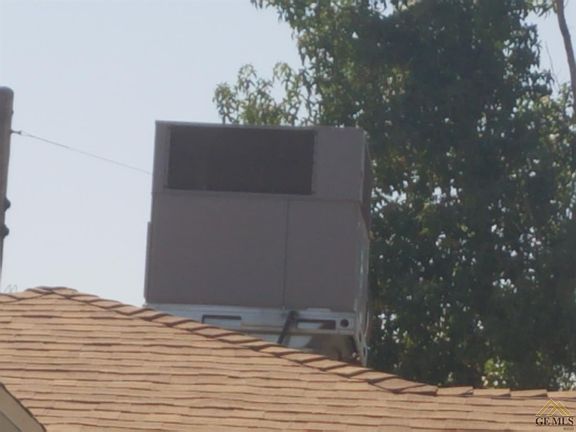 4th image of 2310 Alturas Dr