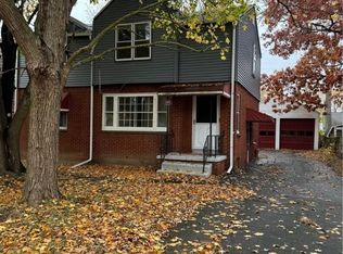 620 Beach Rd, Cheektowaga, NY 14225