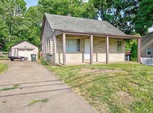 1096 Eight Mile Rd, Cincinnati, OH 45255