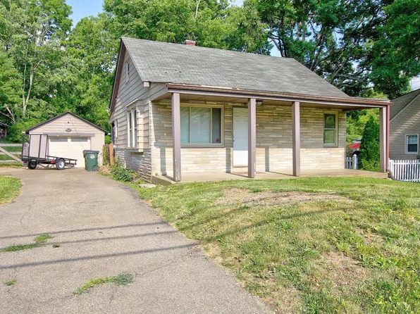 1096 Eight Mile Rd, Cincinnati, OH 45255