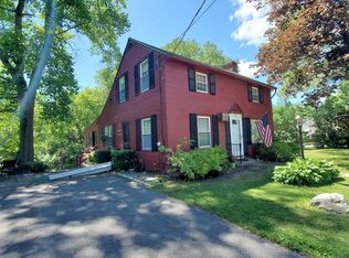 130 Marble St, Lee, MA 01238