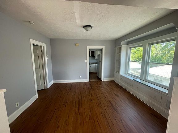 3rd image of 3790 E 146th St #2