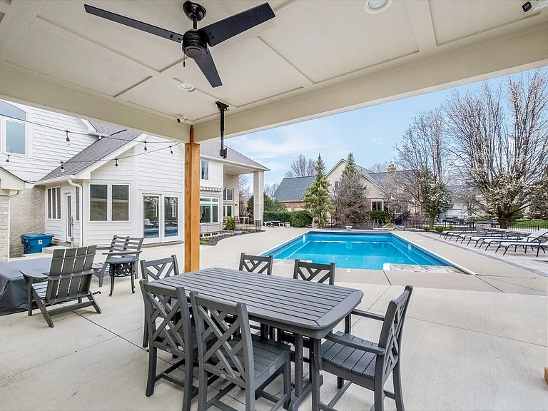 13621 Singletree Ct — Photo 34