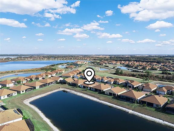 2nd image of 6216 Pinehurst Loop