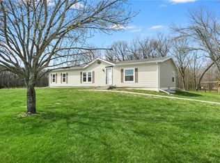 9661 W 343rd St, Paola, KS 66071