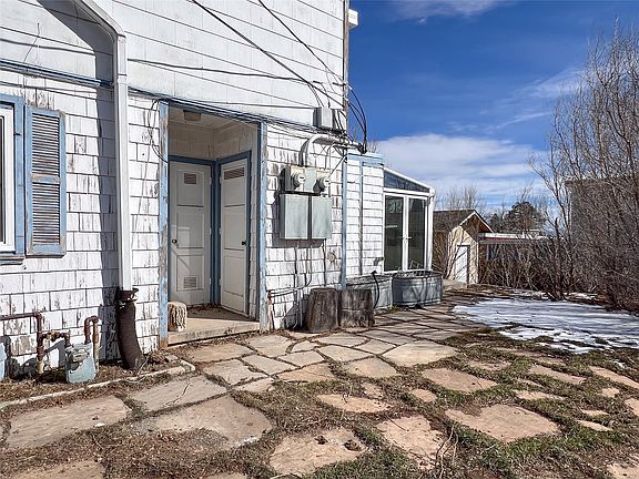 5th image of 2262 38th St APT A