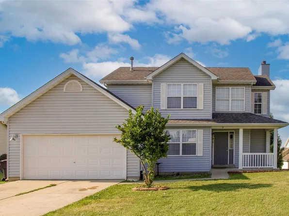 31 Highland Rd, Winfield, MO 63389