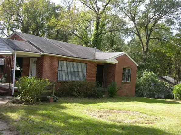 37 Artillery Dr, Columbus, GA 31903