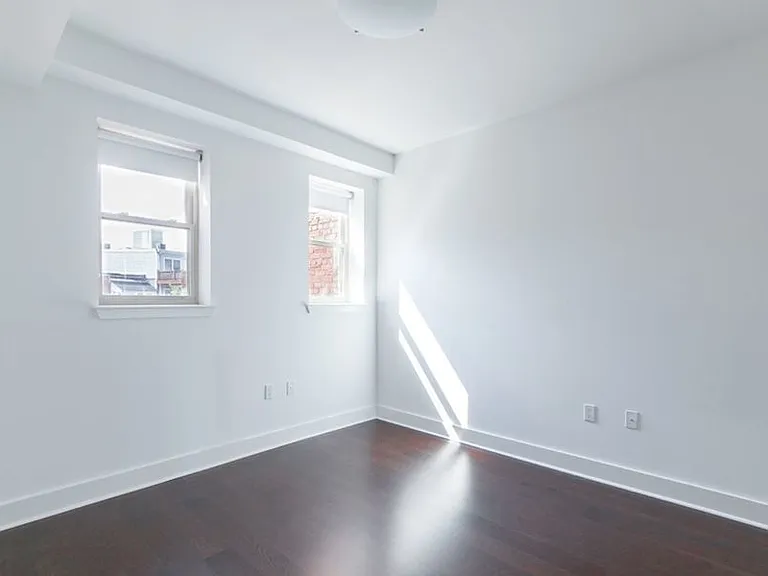3606 Rock Creek Church Rd #302 — Photo 12