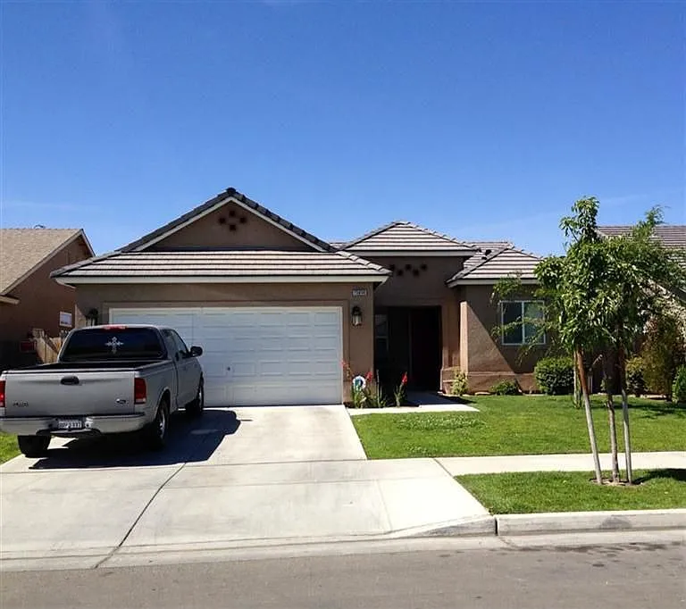 15850 W Botelho Ave photo 1