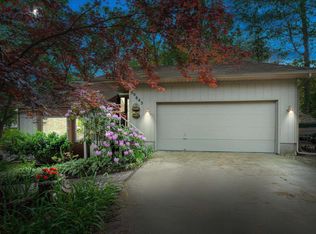 50645 Blackhawk Ct, Granger, IN 46530