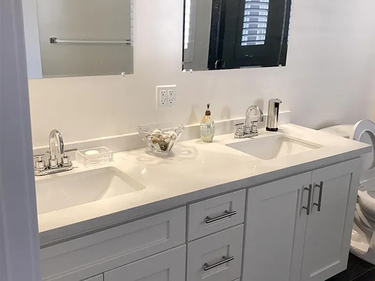 4305 Laurel Canyon Blvd #202 — Photo 8