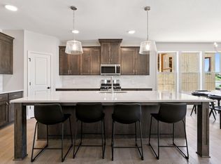 18661 Icebox Ln, Lakeville, MN 55044