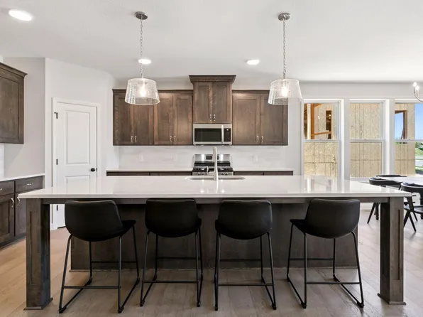 18661 Icebox Ln, Lakeville, MN 55044