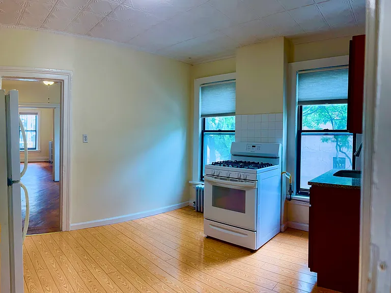 70 Nevins St #5 — Photo 15