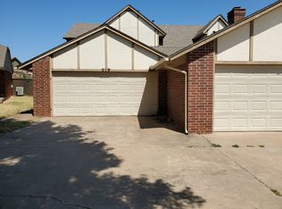 219 Monticello Rd, Norman, OK 73072