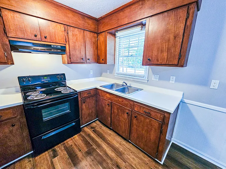 260 Briarleaf Cir — Photo 23