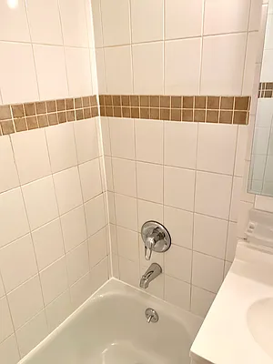 Rented by Paley Management | media 18