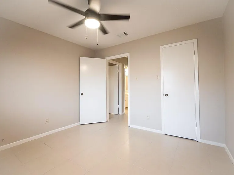 7310 Westbranch Dr — Photo 23