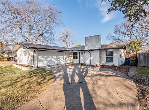 3rd image of 2404 Scotswood Dr
