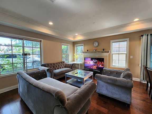 5th image of 332 S Alhambra Ave #2
