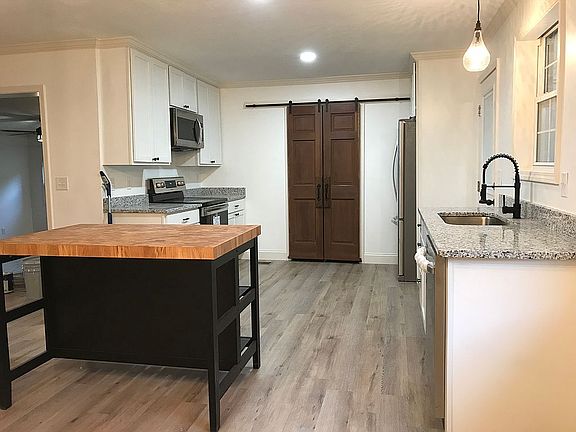 Kitchen, pantry 
