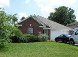 1328 Sagebrush St, Angleton, TX 77515