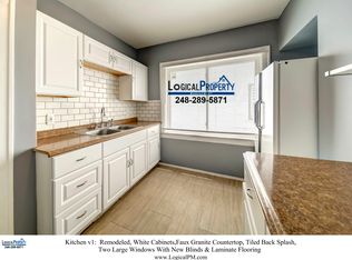 27 E Milton Ave, Hazel Park, MI 48030