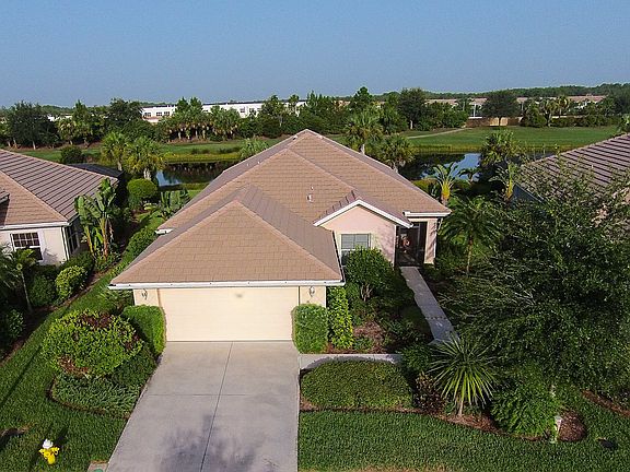 3rd image of 10858 Tiberio Dr