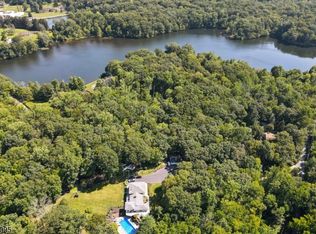 40 Payne Rd, Newton, NJ 07860