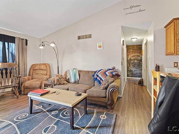 2nd image of 1866 Dawson Dr