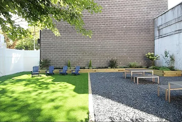 Rented by Ankor Management | media 12