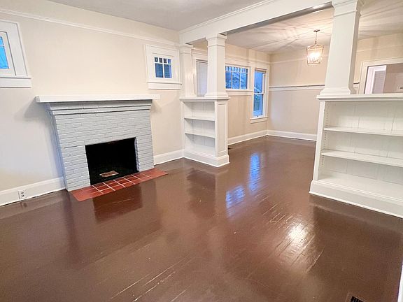 2nd image of 612 S Orleans Ave