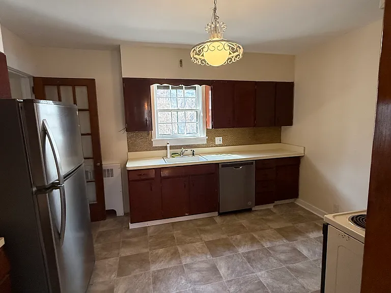 119 Mount Vernon Rd — Photo 5