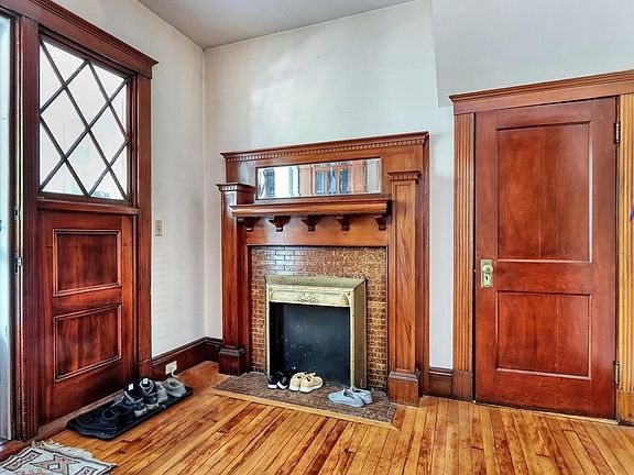 Entrance Hall/Mudroom