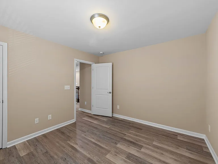 1563 Kythira Dr — Photo 32